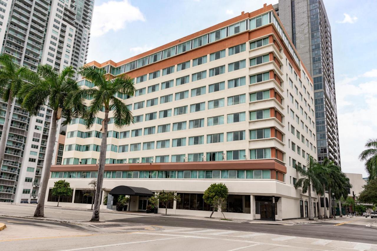 Holiday Inn Hotel Port Of Miami-Downtown, An Ihg Hotel Exterior photo